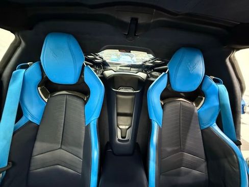 Used 2023 Chevrolet Corvette Stingray Premium Cpe w/ Battery Protection Package image 22