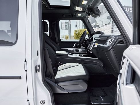 Used 2026 Mercedes-Benz G 63 AMG 4MATIC image 26