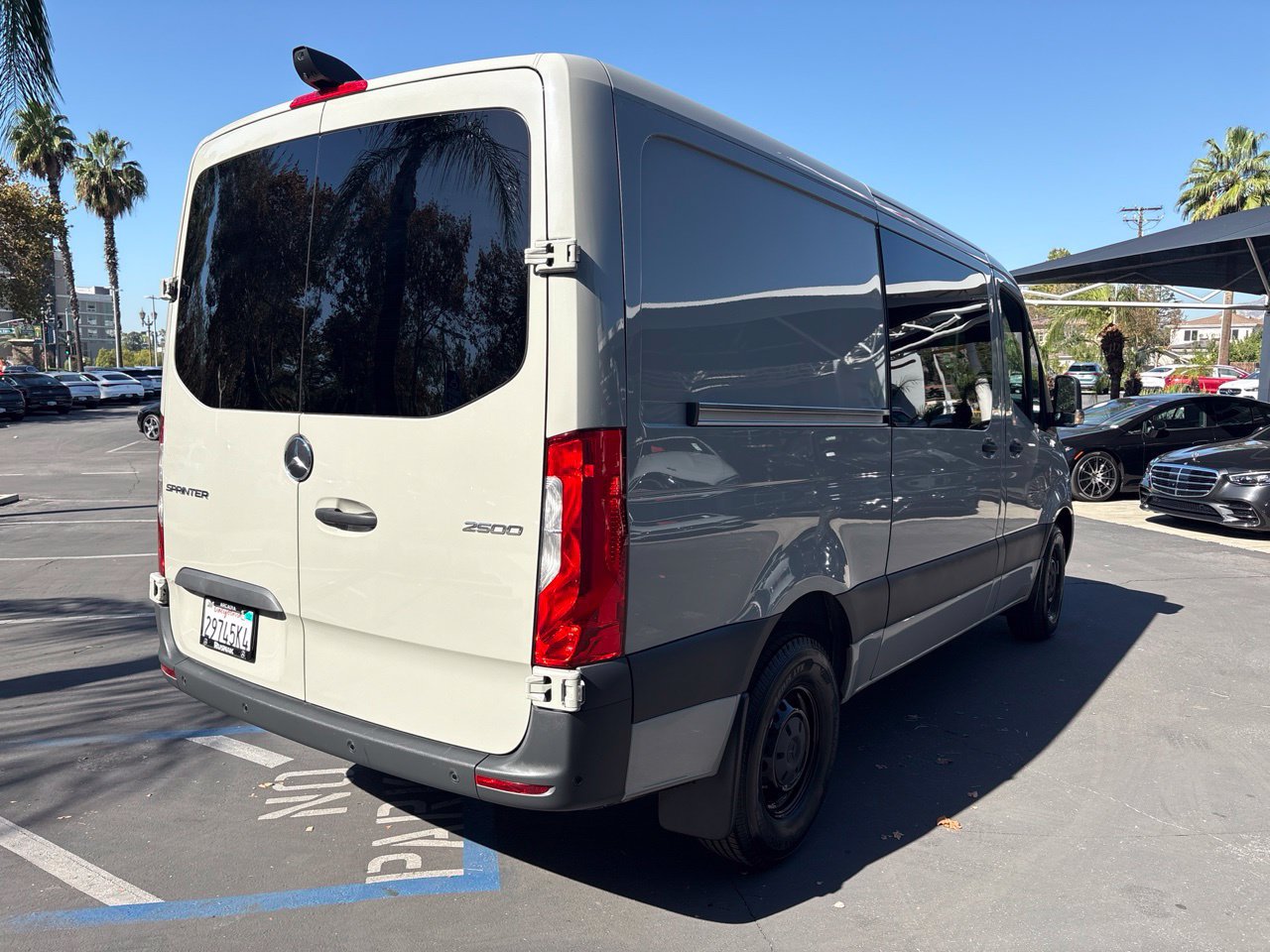 Certified 2025 Mercedes-Benz Sprinter 2500 image 5