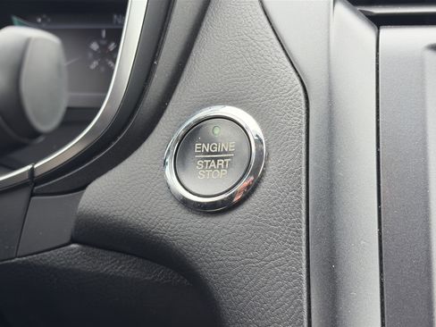 Used 2017 Ford Fusion Titanium image 30