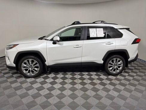 Used 2025 Toyota RAV4 XLE Premium image 3