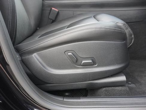 Used 2024 Genesis GV70 2.5T image 33