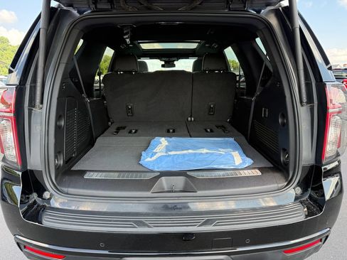 Used 2023 Chevrolet Tahoe RST AWD/4WD image 13