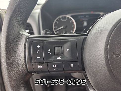Used 2021 Nissan Rogue SV FWD image 24