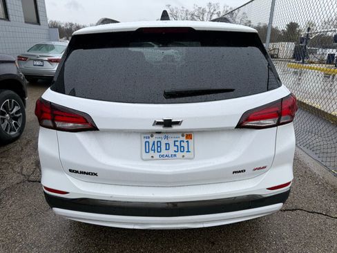 Used 2023 Chevrolet Equinox RS w/ LPO, Floor Liner Package image 3