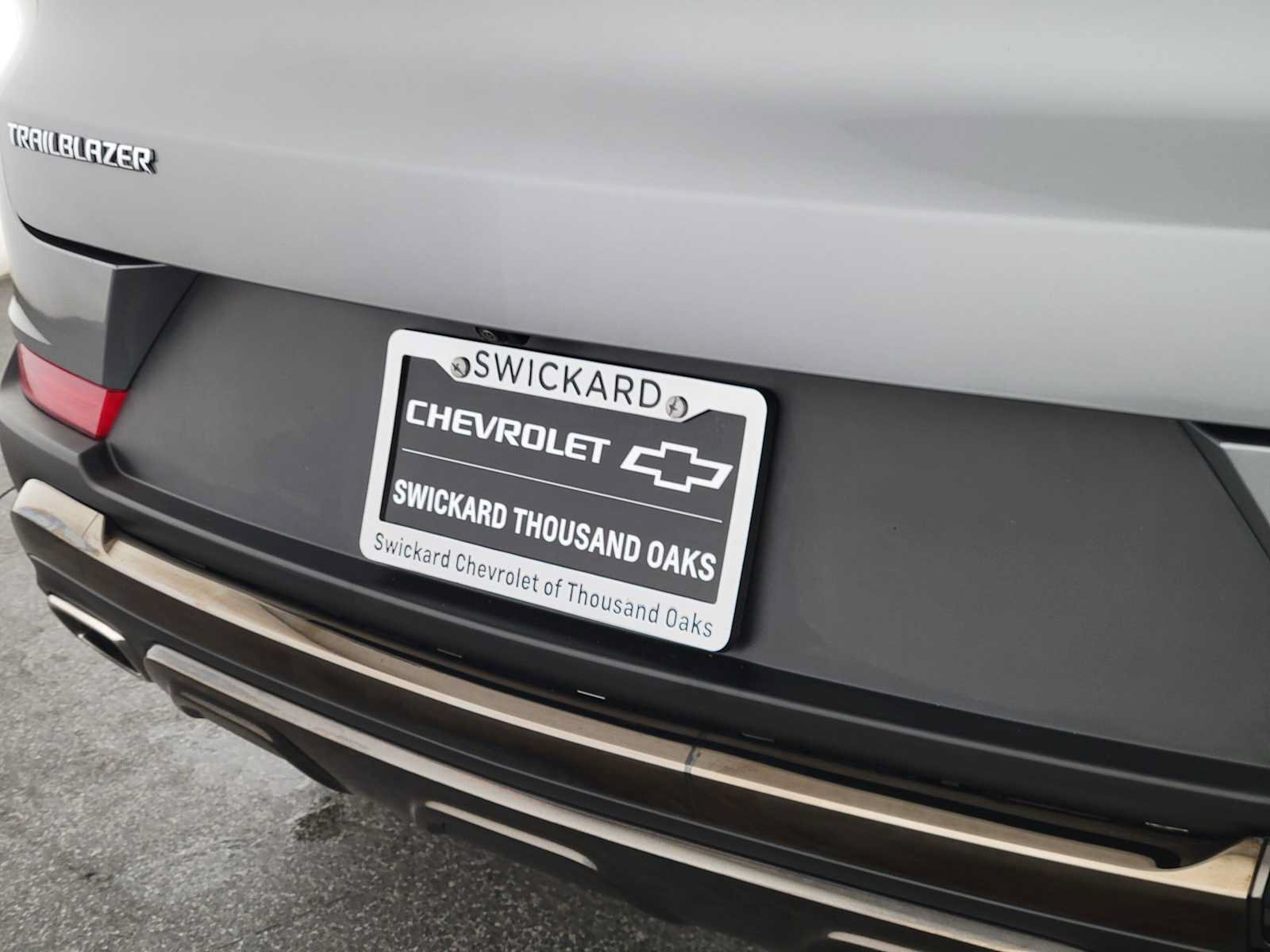 Used 2023 Chevrolet TrailBlazer ACTIV w/ Sun and Liftgate Package FWD image 13