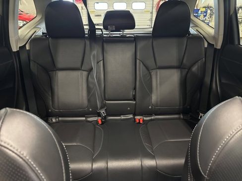 Used 2023 Subaru Forester Limited image 28