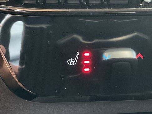 New 2026 Nissan Sentra SV w/ SV Convenience Package FWD image 26