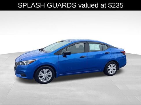 Used 2020 Nissan Versa S FWD image 3