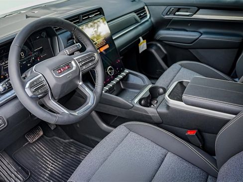 New 2026 GMC Terrain Elevation w/ Black Edition image 7
