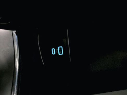 Used 2022 Ford F150 XLT image 33