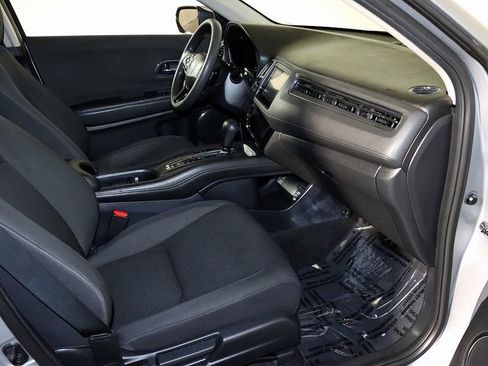 Used 2022 Honda HR-V EX image 31