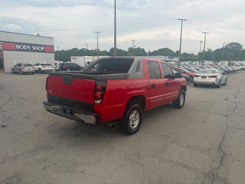Used 2004 Chevrolet Avalanche 2WD image 3