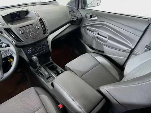 Used 2017 Ford Escape SE FWD image 11