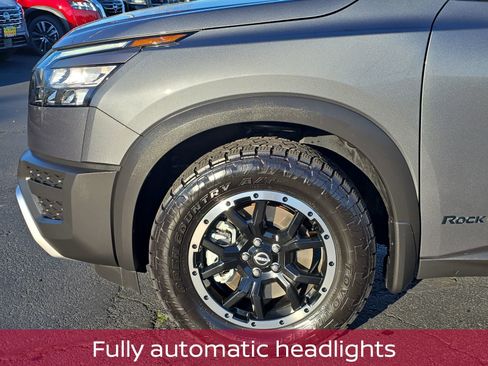 Used 2025 Nissan Pathfinder Rock Creek image 11