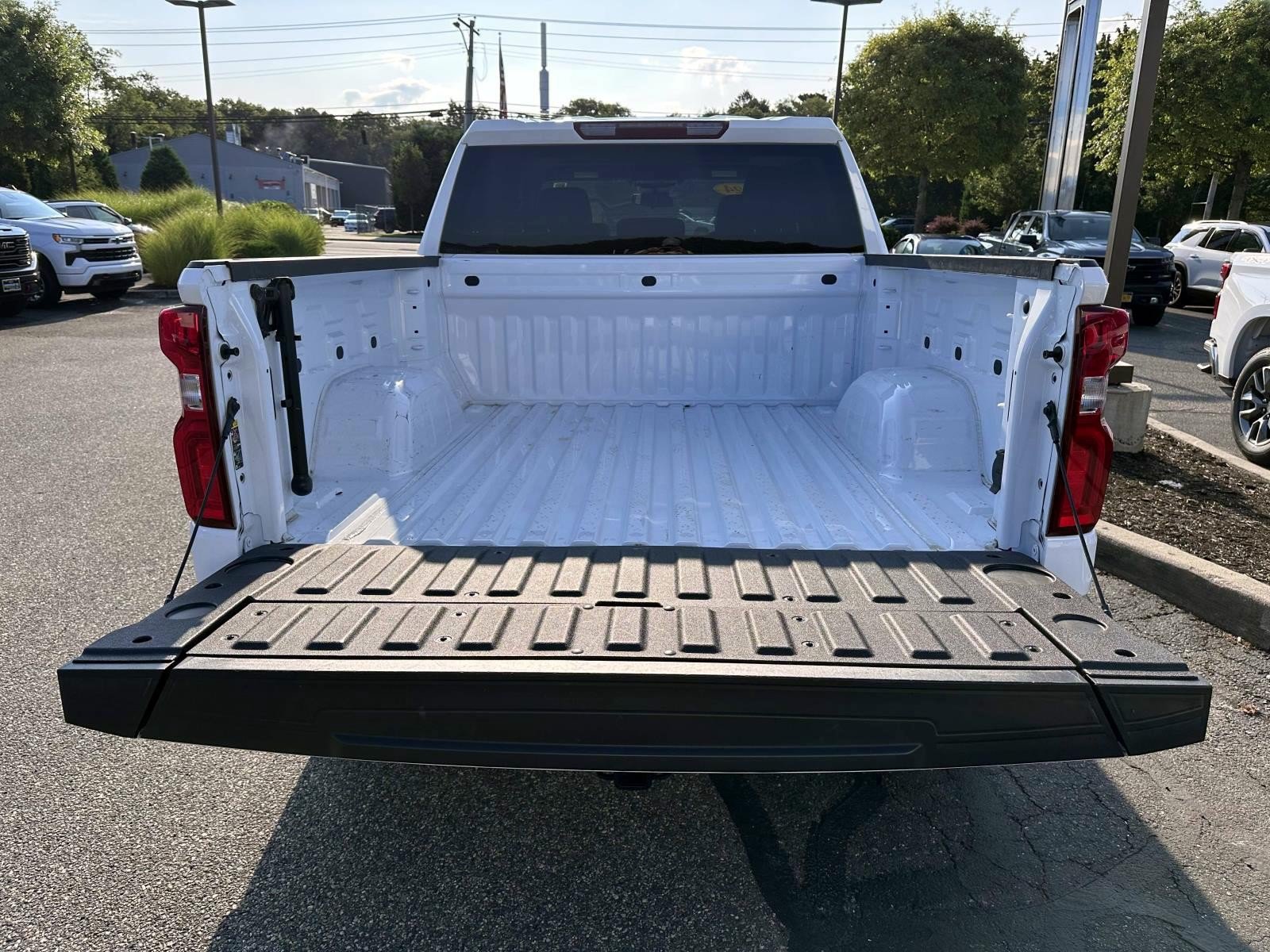 Used 2024 Chevrolet Silverado 1500 RST w/ LPO, Liner Protection Package AWD/4WD image 7