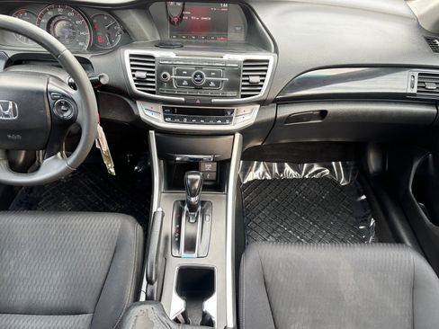 Used 2015 Honda Accord Sport image 16