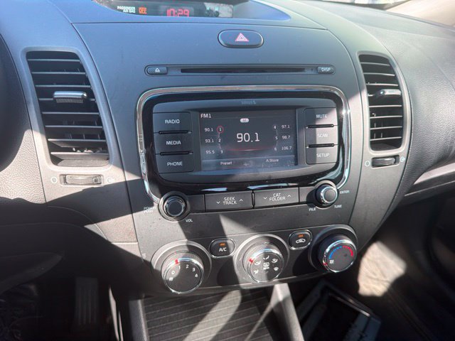 Used 2017 Kia Forte LX w/ LX Popular Package FWD image 28