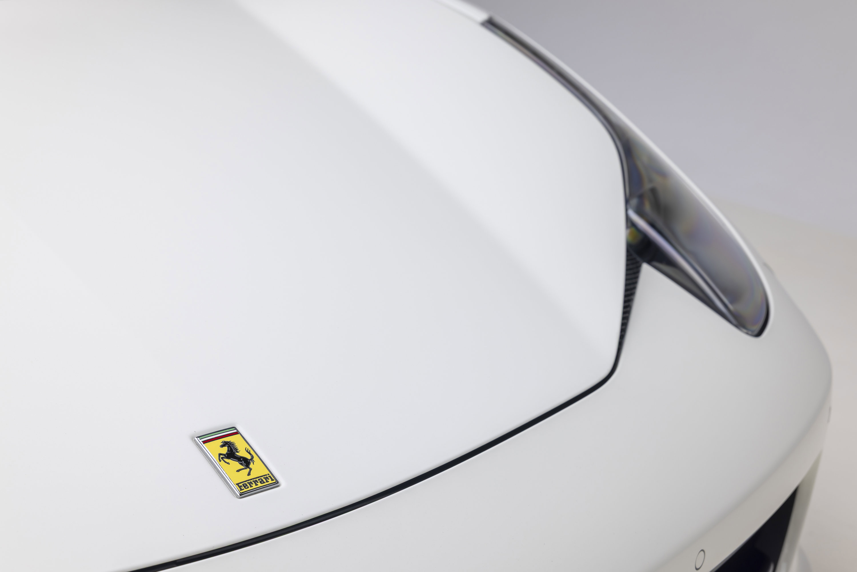 Certified 2014 Ferrari 458 Italia Coupe RWD image 34