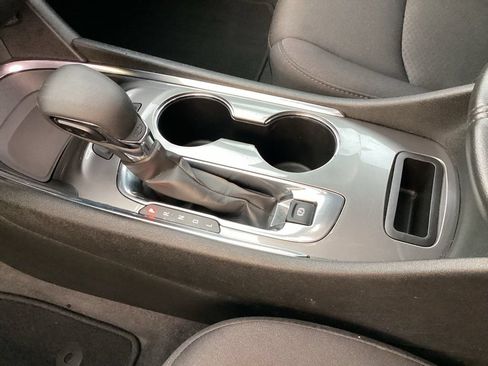 Used 2023 Chevrolet Malibu LT FWD image 28