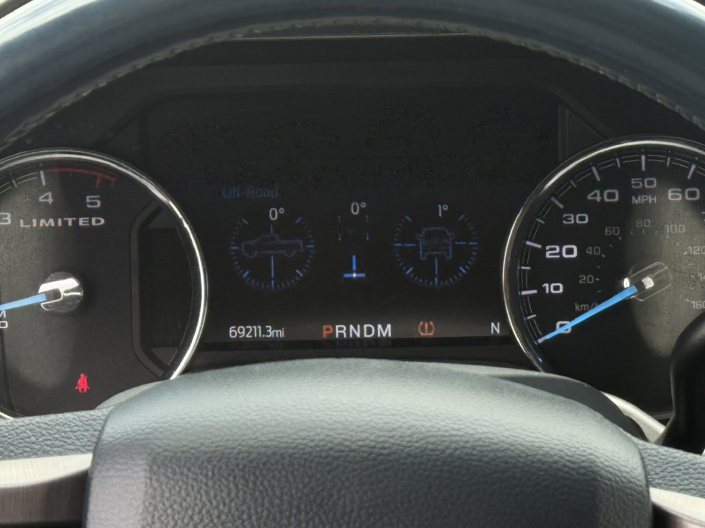 Used 2022 Ford F350 Limited AWD/4WD image 18