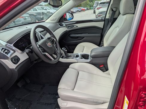 Used 2016 Cadillac SRX Luxury w/ Driver Awareness Package AWD/4WD image 16