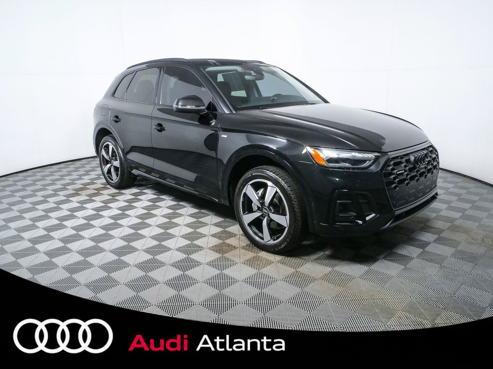 Used 2023 Audi Q5 2.0T Prestige w/ Prestige Package AWD/4WD image 1