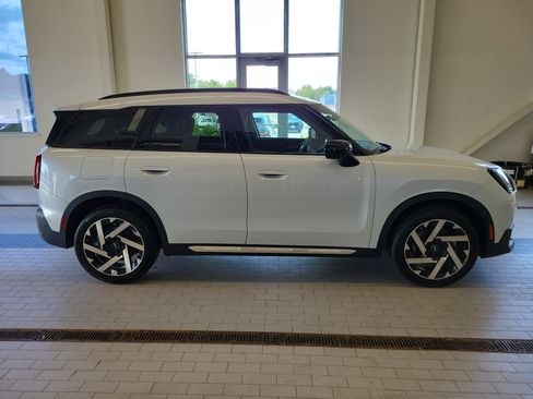Used 2025 MINI Cooper Countryman S AWD/4WD image 4