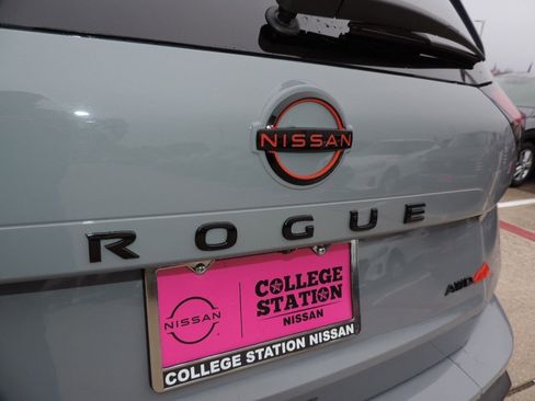 New 2026 Nissan Rogue Rock Creek image 15