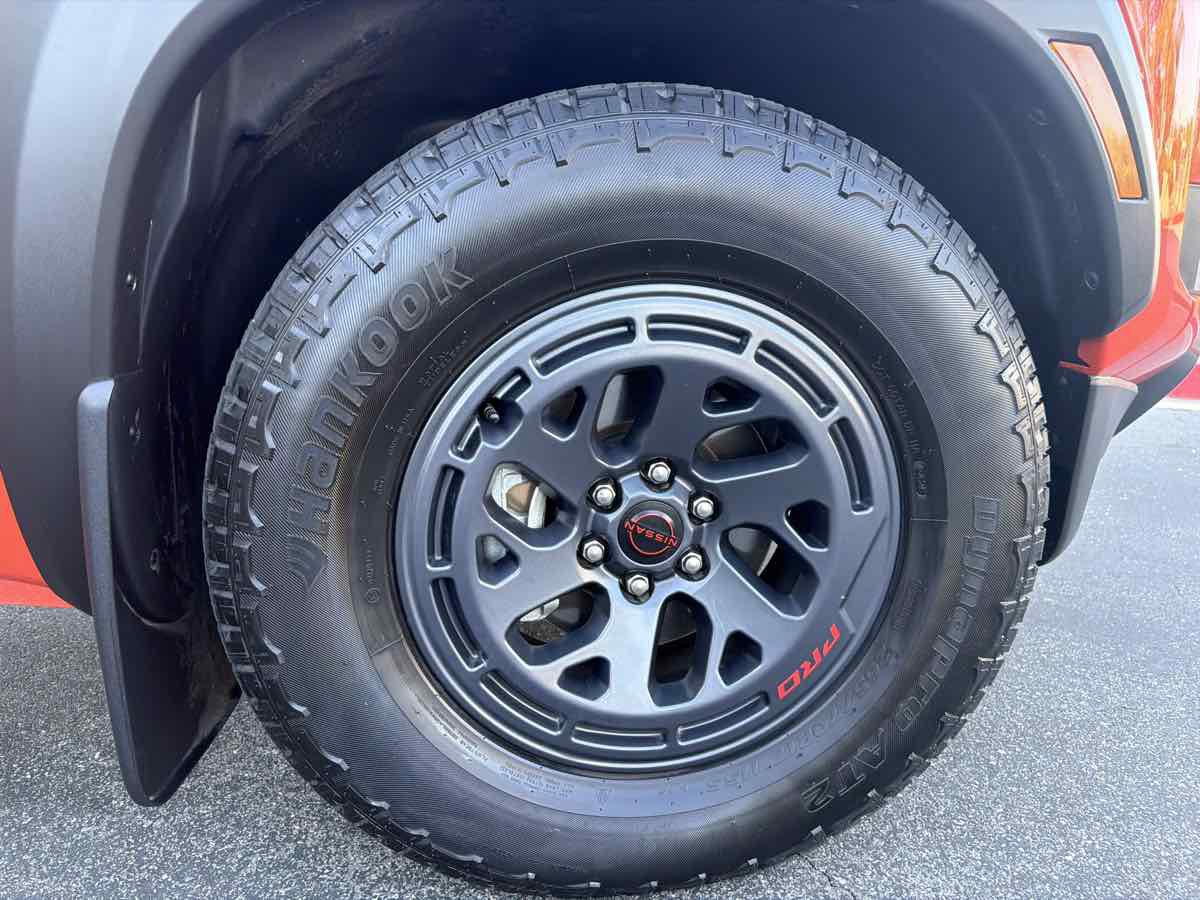 Used 2025 Nissan Frontier Pro-X w/ Pro Convenience Package RWD image 58