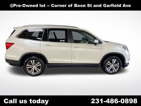 Used 2016 Honda Pilot EX image 6