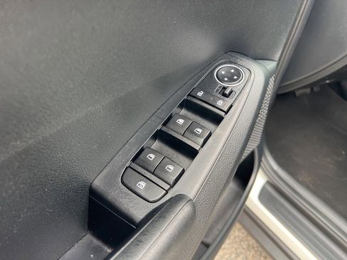 Used 2023 Kia Seltos LX image 10