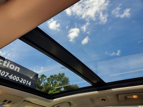 Used 2010 Cadillac SRX Performance image 36