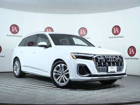Used 2026 Audi Q7 3.0T Premium Plus w/ Premium Plus Package AWD/4WD image 1