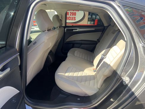 Used 2020 Ford Fusion S image 10