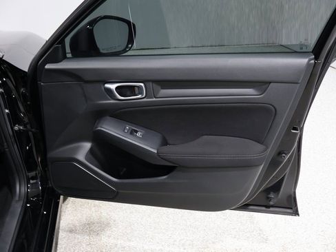 Used 2023 Honda Civic Sport image 22