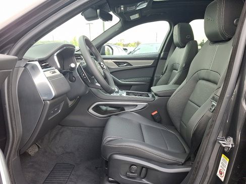 New 2026 Jaguar F-PACE R-Dynamic S image 11