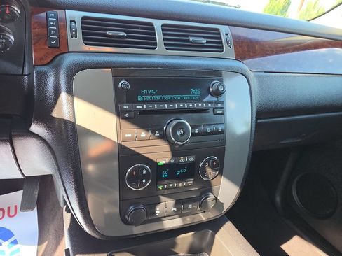 Used 2010 GMC Sierra 2500 SLT w/ SLT Convenience Package AWD/4WD image 16