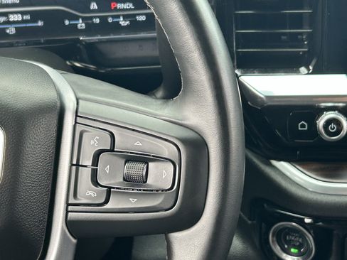 Certified 2025 GMC Sierra 1500 SLT RWD image 23