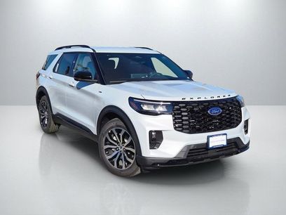 New 2026 Ford Explorer ST-Line w/ Premium Package