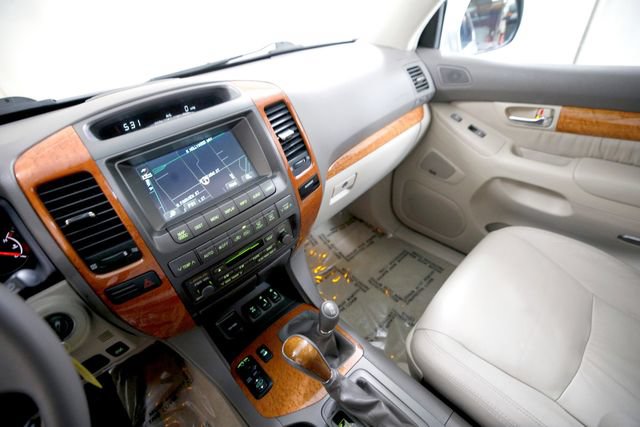 Used 2004 Lexus GX 470 AWD/4WD image 8