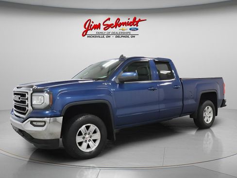 Used 2017 GMC Sierra 1500 SLE image 2
