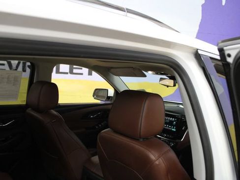 Used 2018 Chevrolet Traverse High Country AWD/4WD image 10