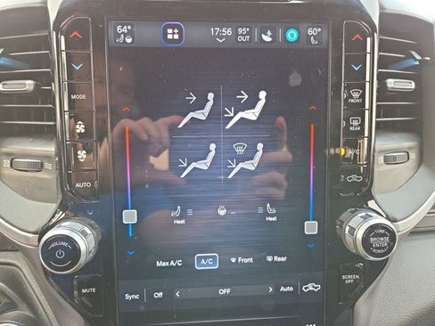 Used 2023 RAM 1500 Big Horn AWD/4WD image 17