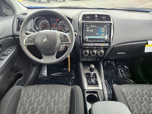 Used 2026 Mitsubishi Outlander Sport AWD image 14