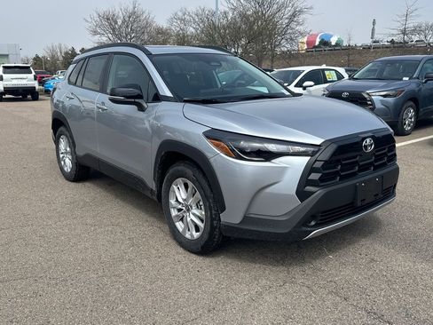 New 2026 Toyota Corolla Cross LE AWD/4WD image 9