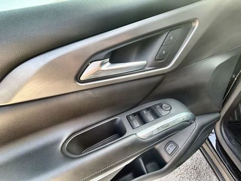 Used 2026 Chevrolet Traverse LT w/ Sun and Wheel Package image 22