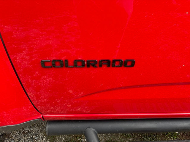 Used 2019 Chevrolet Colorado ZR2 w/ ZR2 Dusk Special Edition AWD/4WD image 8