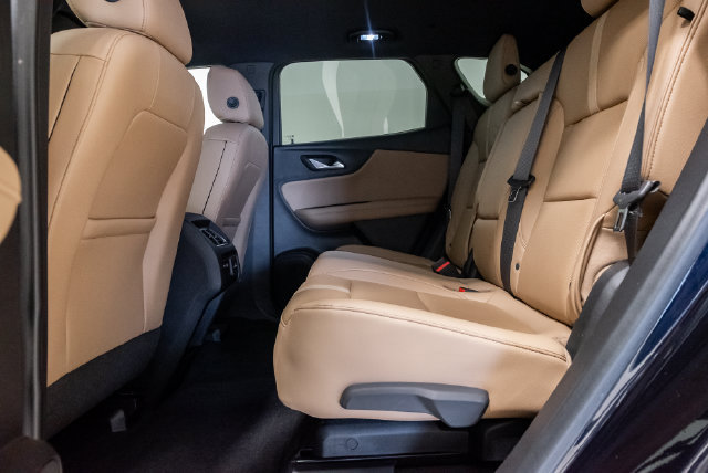Used 2020 Chevrolet Blazer Premier w/ LPO, Floor Liner Package FWD image 23