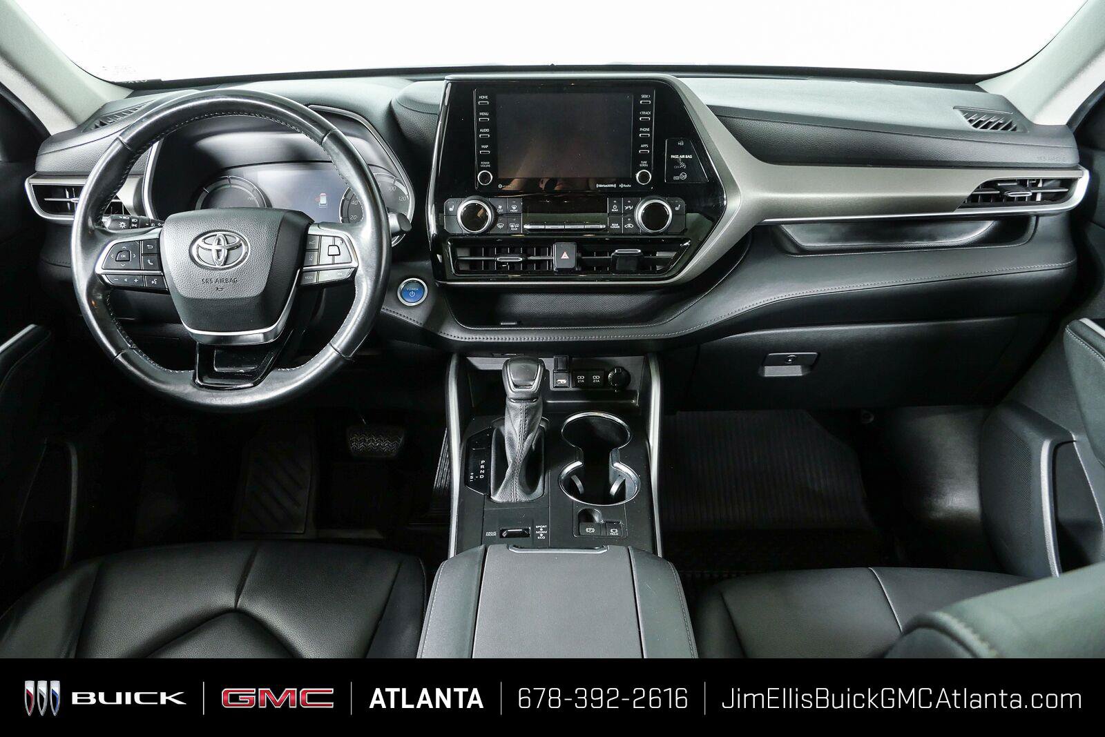 Used 2021 Toyota Highlander XLE FWD image 20